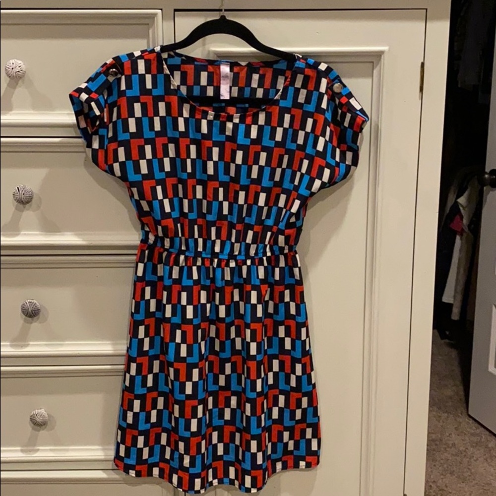 Geometric print dress